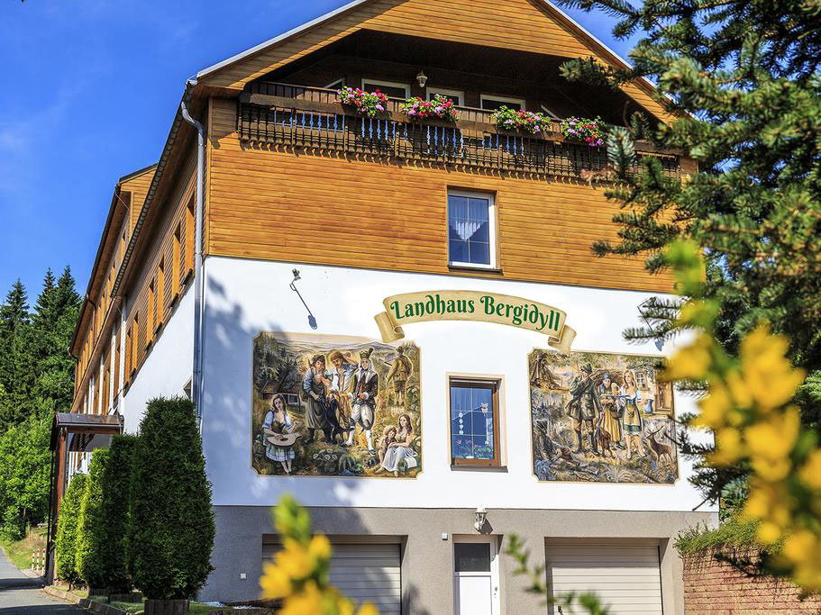 Landhaus Bergidyll, city – Logis-Partner Stoneman Miriquidi Road