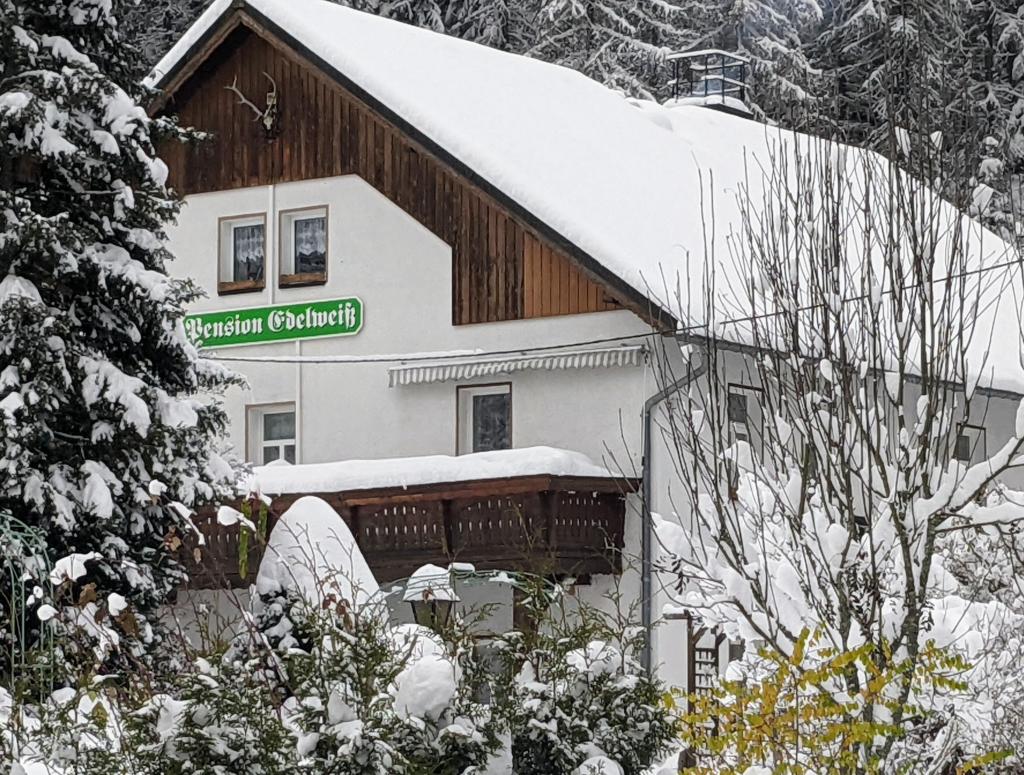 Pension Edelweiß, city – Logis-Partner Stoneman Miriquidi MTB