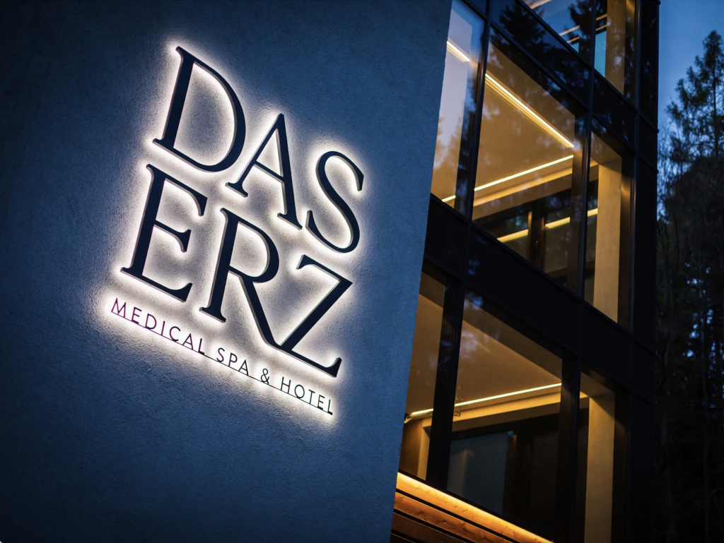 DAS ERZ Medical Spa Hotel, city – Logis-Partner Stoneman Miriquidi MTB